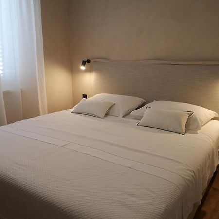 Apartman Sissy Primošten Esterno foto